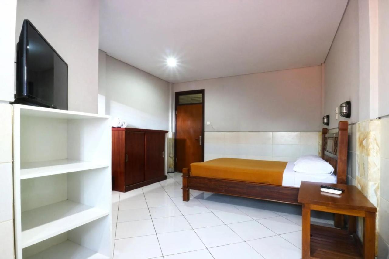 Kedin'S Inn Denpasar  Exterior photo